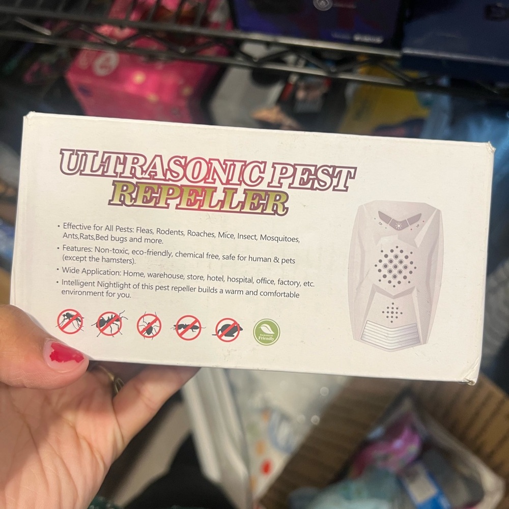 Ultrasonic Pest Repeller - White